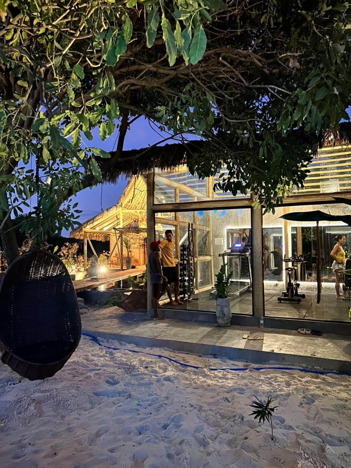 Pantai Boutique Atins